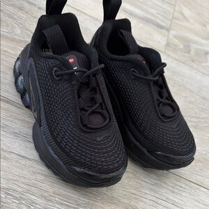 Nike Kids Shoes in Black